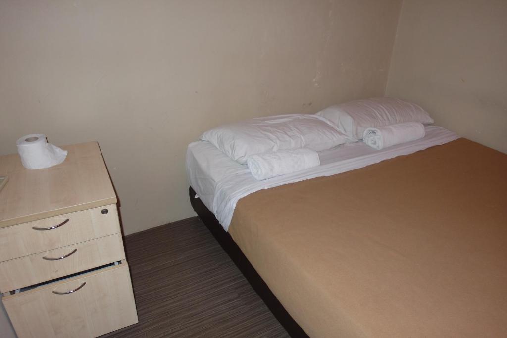 Number Eight Guesthouse Kuala Lumpur Oda fotoğraf